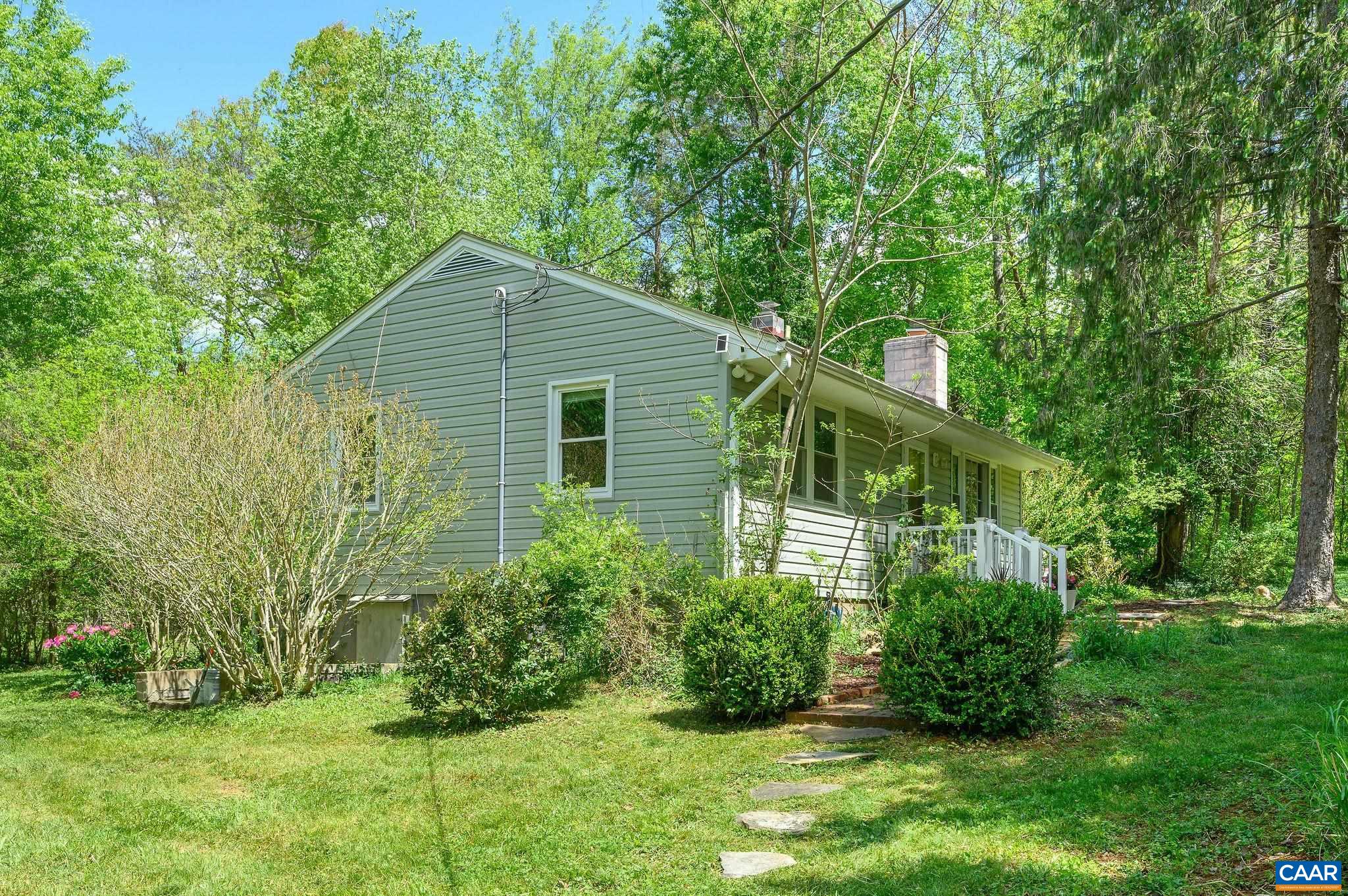 6554 ESMONT RD, KEENE, Virginia 22946, 2 Bedrooms Bedrooms, ,1 BathroomBathrooms,Residential,6554 ESMONT RD,676737 MLS # 676737