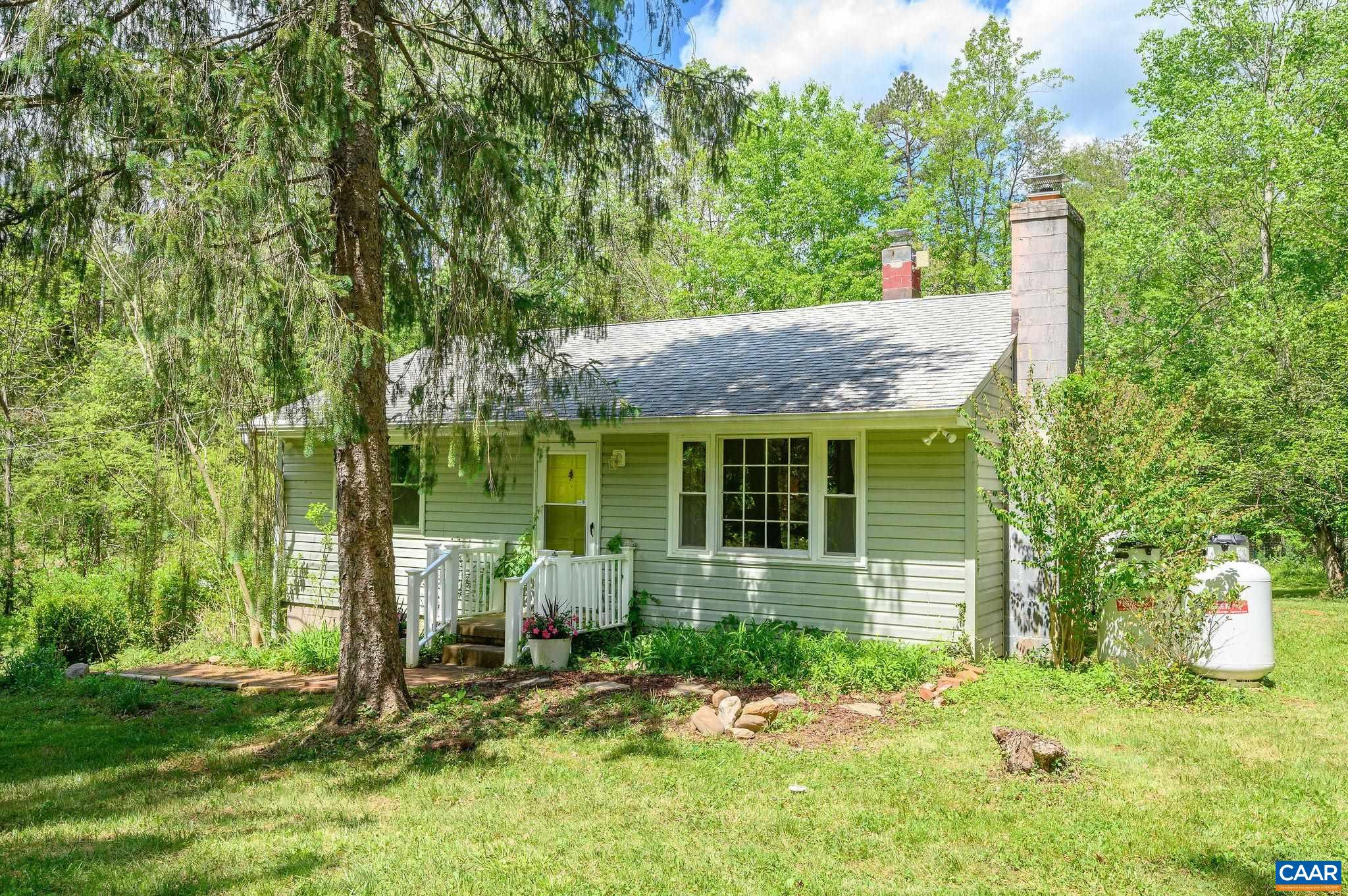 6554 ESMONT RD, KEENE, Virginia 22946, 2 Bedrooms Bedrooms, ,1 BathroomBathrooms,Residential,6554 ESMONT RD,676737 MLS # 676737