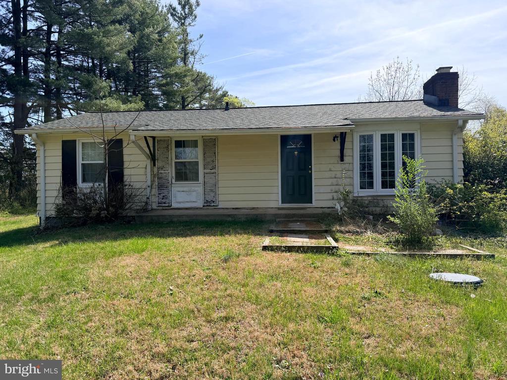 8143 FRYTOWN RD, WARRENTON, Virginia 20187, 3 Bedrooms Bedrooms, ,2 BathroomsBathrooms,Residential,8143 FRYTOWN RD,VAFQ2021468 MLS # VAFQ2021468