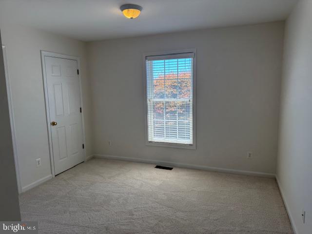 5265 BEAR HOLLOW LN, AMISSVILLE, Virginia 20106, 4 Bedrooms Bedrooms, ,2 BathroomsBathrooms,Residential,5265 BEAR HOLLOW LN,VACU2013270 MLS # VACU2013270