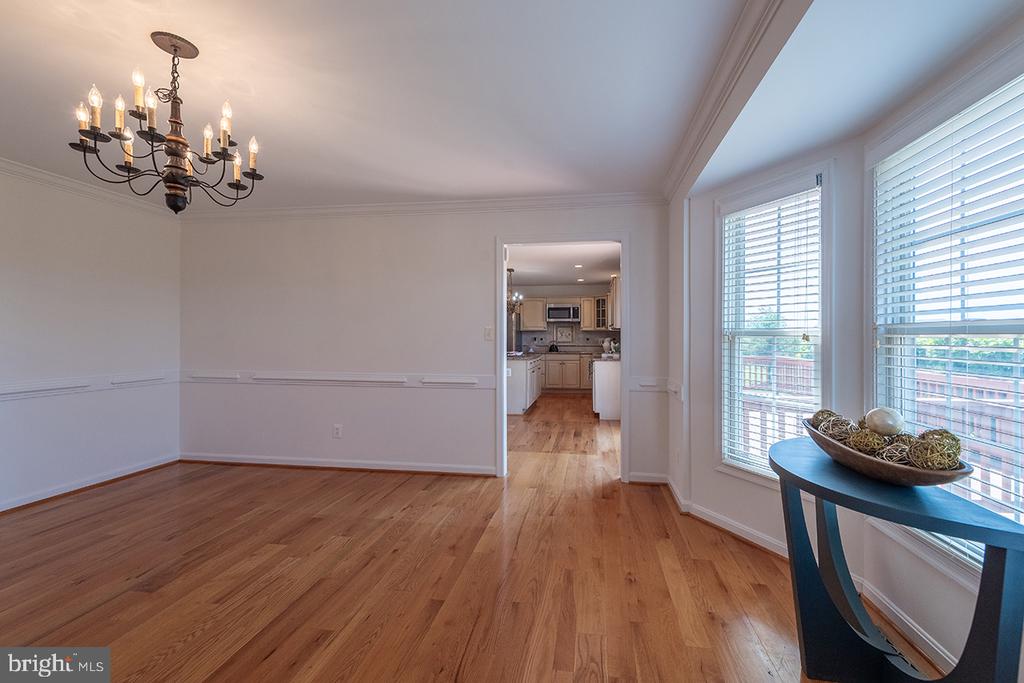 5265 BEAR HOLLOW LN, AMISSVILLE, Virginia 20106, 4 Bedrooms Bedrooms, ,2 BathroomsBathrooms,Residential,5265 BEAR HOLLOW LN,VACU2013270 MLS # VACU2013270