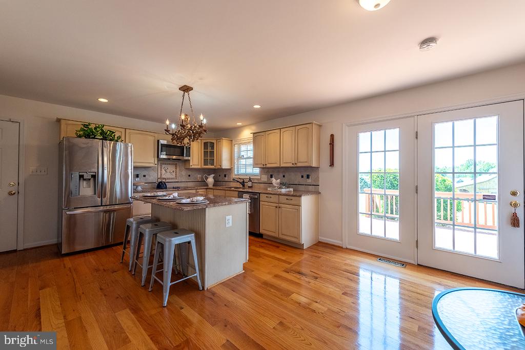 5265 BEAR HOLLOW LN, AMISSVILLE, Virginia 20106, 4 Bedrooms Bedrooms, ,2 BathroomsBathrooms,Residential,5265 BEAR HOLLOW LN,VACU2013270 MLS # VACU2013270