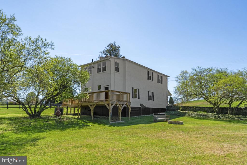 9529 SPERRYVILLE PIKE, CULPEPER, Virginia 22701, 5 Bedrooms Bedrooms, ,4 BathroomsBathrooms,Residential,9529 SPERRYVILLE PIKE,VACU2013534 MLS # VACU2013534