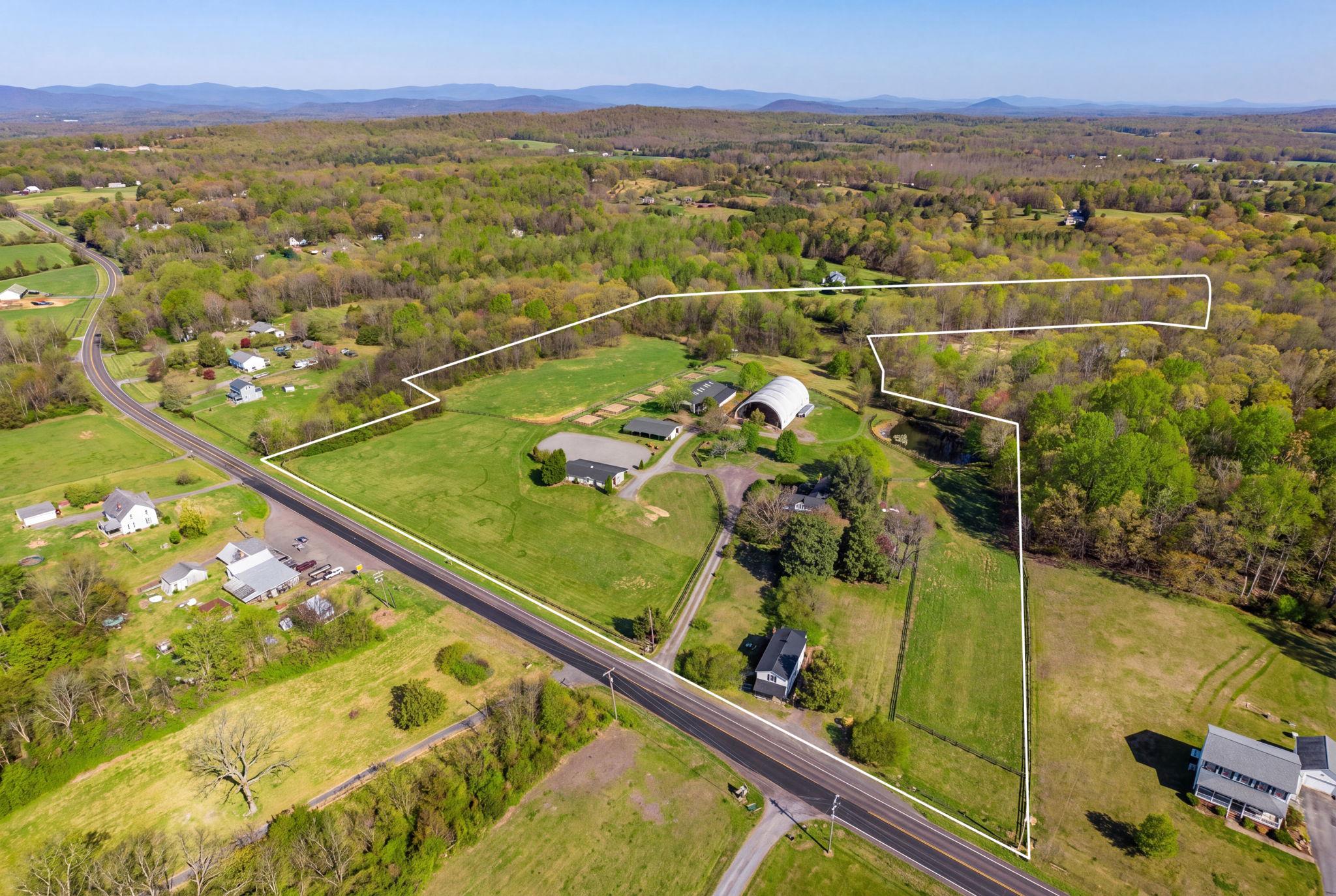 9529 SPERRYVILLE PIKE, CULPEPER, Virginia 22701, 5 Bedrooms Bedrooms, ,4 BathroomsBathrooms,Residential,9529 SPERRYVILLE PIKE,VACU2013534 MLS # VACU2013534