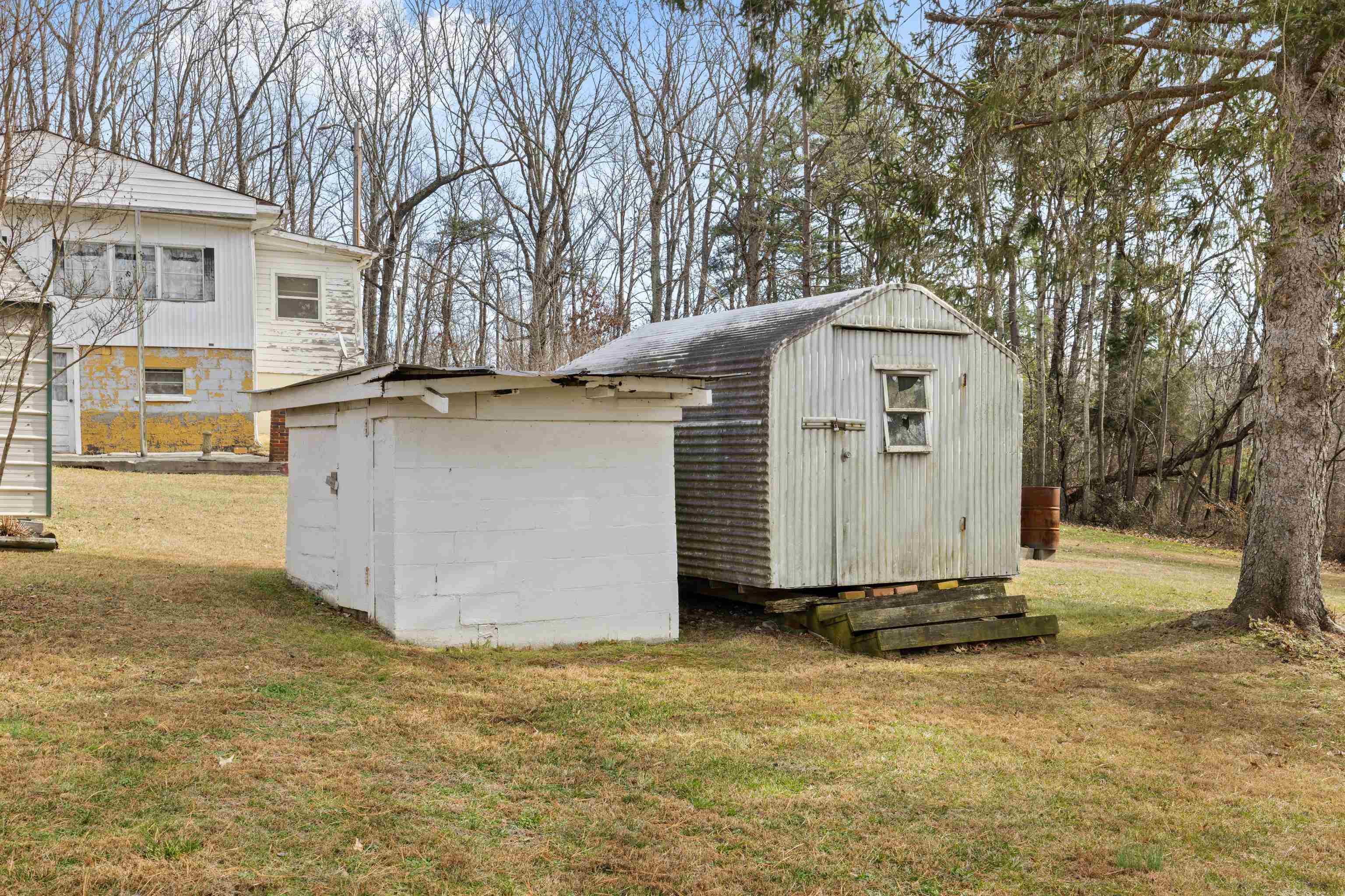 77 HIDDEN ACRES TRL, WAYNESBORO, Virginia 22980, 3 Bedrooms Bedrooms, ,1 BathroomBathrooms,Residential,77 HIDDEN ACRES TRL,672529 MLS # 672529