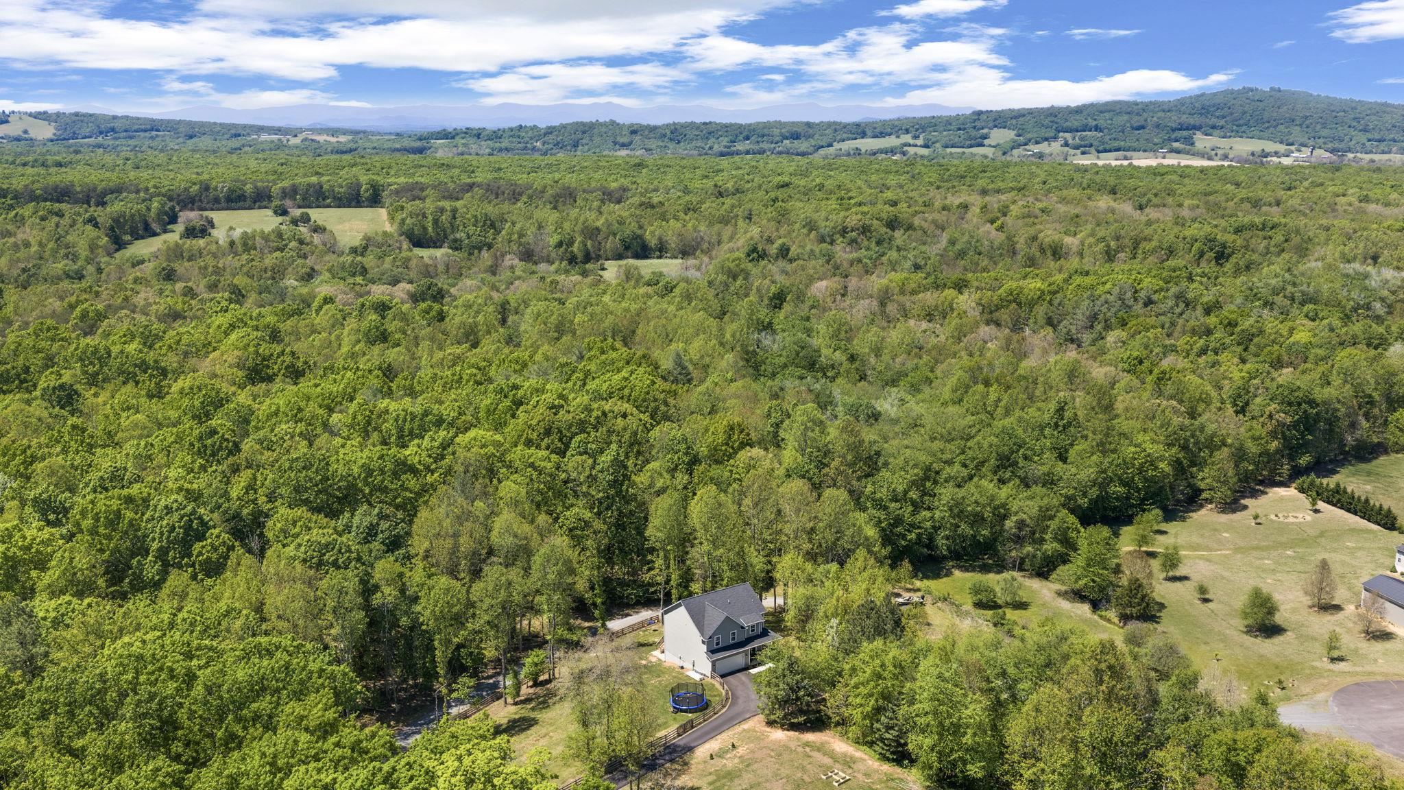 9422 LOVETT LN, UNIONVILLE, Virginia 22567, 4 Bedrooms Bedrooms, ,2 BathroomsBathrooms,Residential,9422 LOVETT LN,676763 MLS # 676763