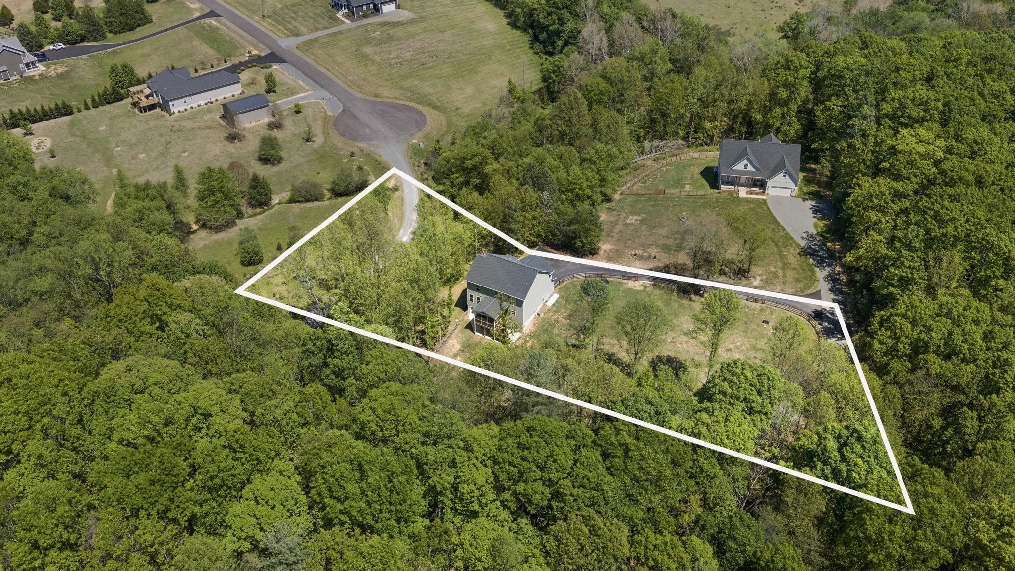 9422 LOVETT LN, UNIONVILLE, Virginia 22567, 4 Bedrooms Bedrooms, ,2 BathroomsBathrooms,Residential,9422 LOVETT LN,676763 MLS # 676763