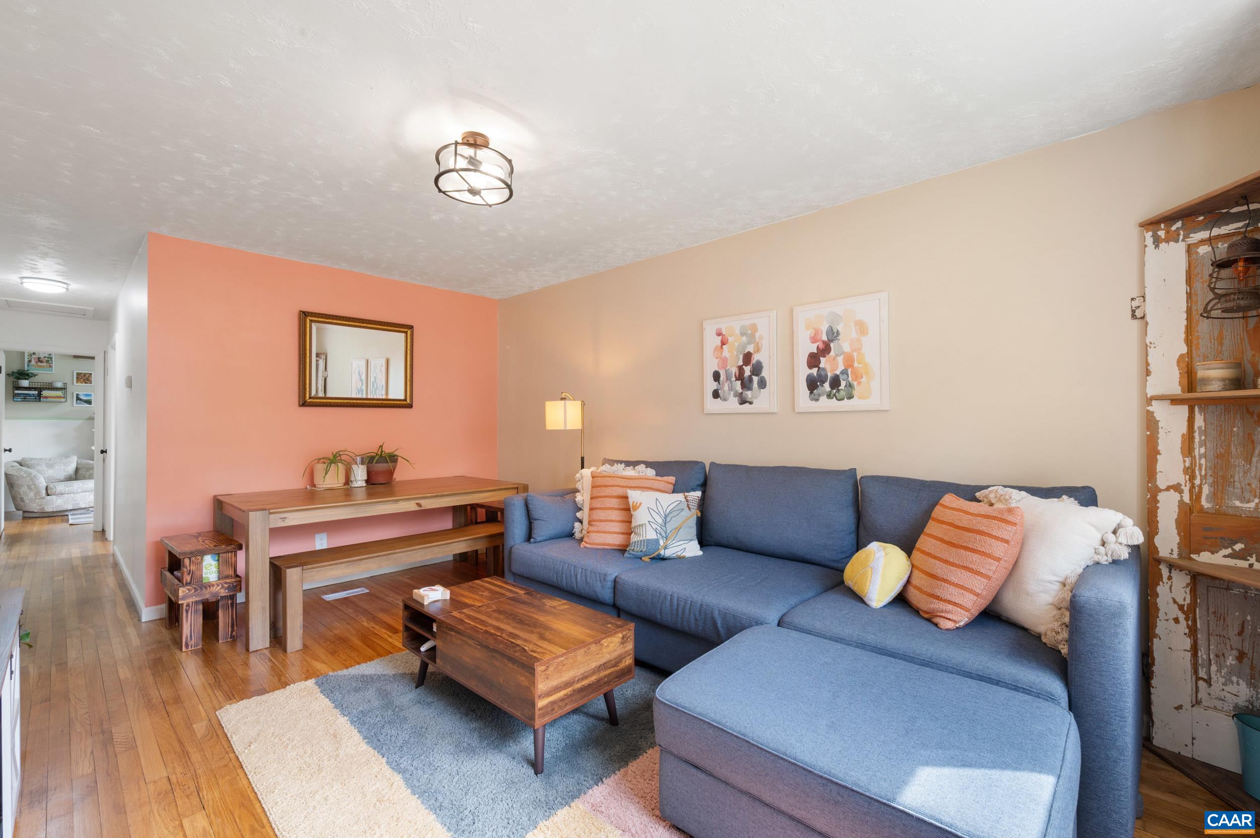 105 HARTMANS MILL RD, CHARLOTTESVILLE, Virginia 22902, 3 Bedrooms Bedrooms, ,1 BathroomBathrooms,Residential,105 HARTMANS MILL RD,676765 MLS # 676765