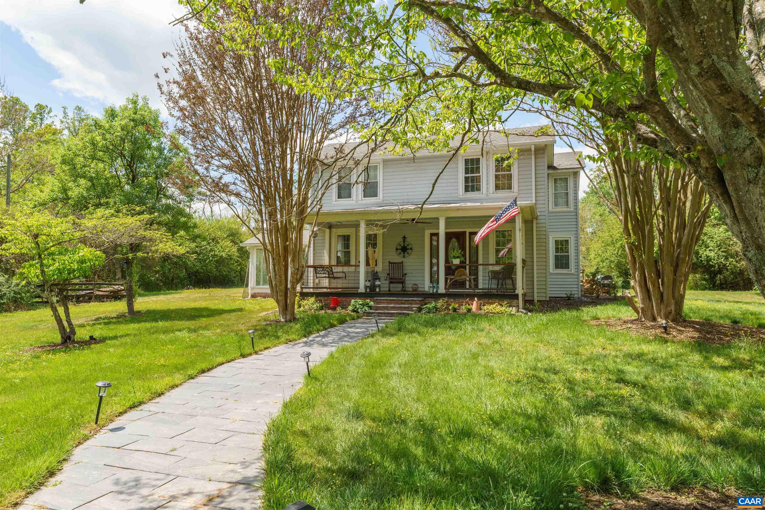 418 JAMES RIVER RD, SCOTTSVILLE, Virginia 24590, 4 Bedrooms Bedrooms, ,2 BathroomsBathrooms,Residential,418 JAMES RIVER RD,676747 MLS # 676747