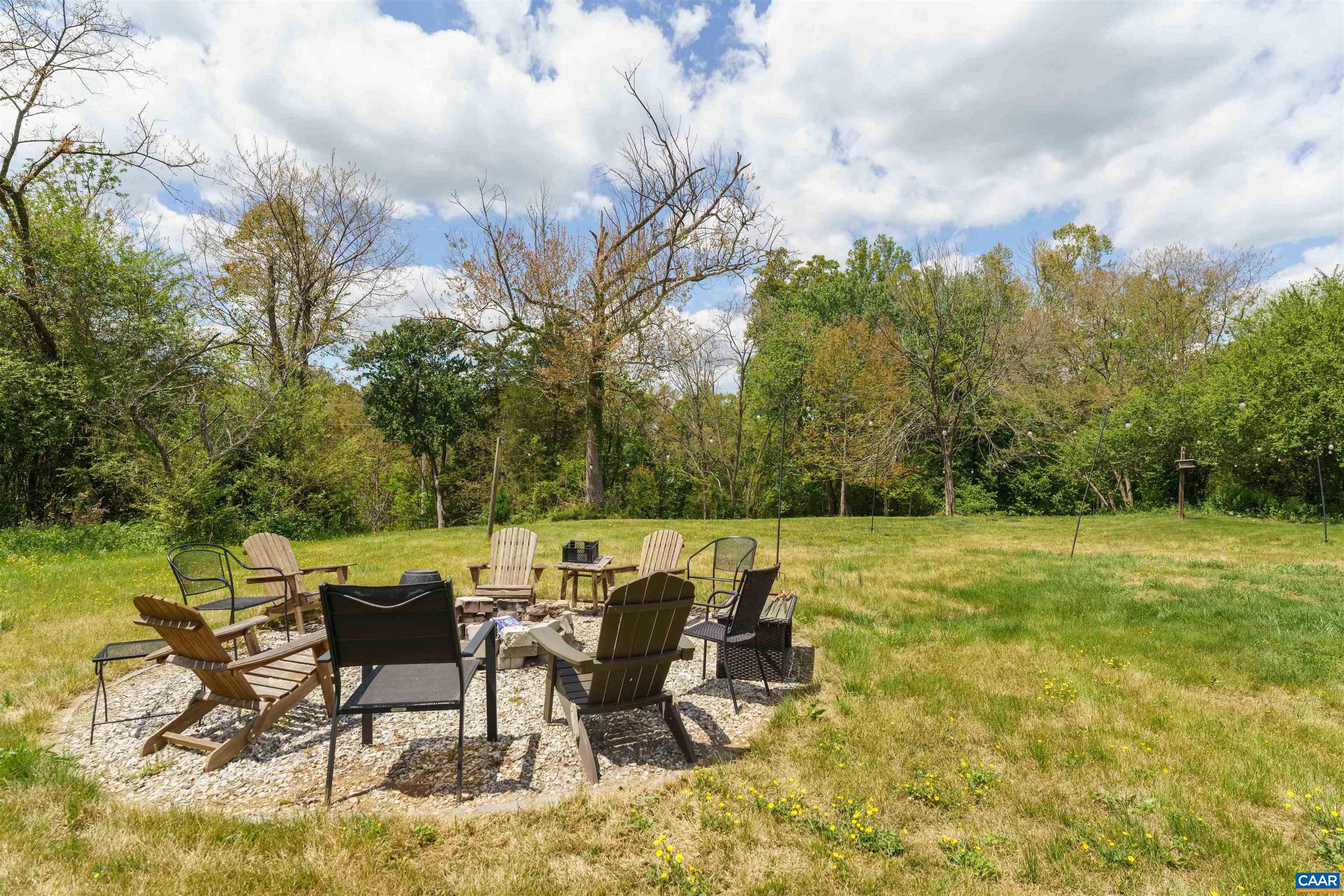 418 JAMES RIVER RD, SCOTTSVILLE, Virginia 24590, 4 Bedrooms Bedrooms, ,2 BathroomsBathrooms,Residential,418 JAMES RIVER RD,676747 MLS # 676747