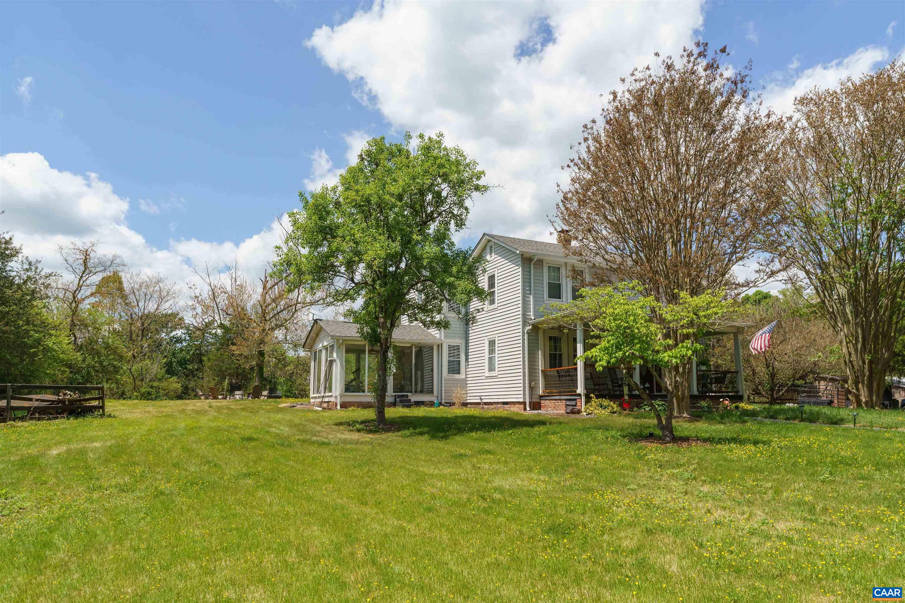 418 JAMES RIVER RD, SCOTTSVILLE, Virginia 24590, 4 Bedrooms Bedrooms, ,2 BathroomsBathrooms,Residential,418 JAMES RIVER RD,676747 MLS # 676747