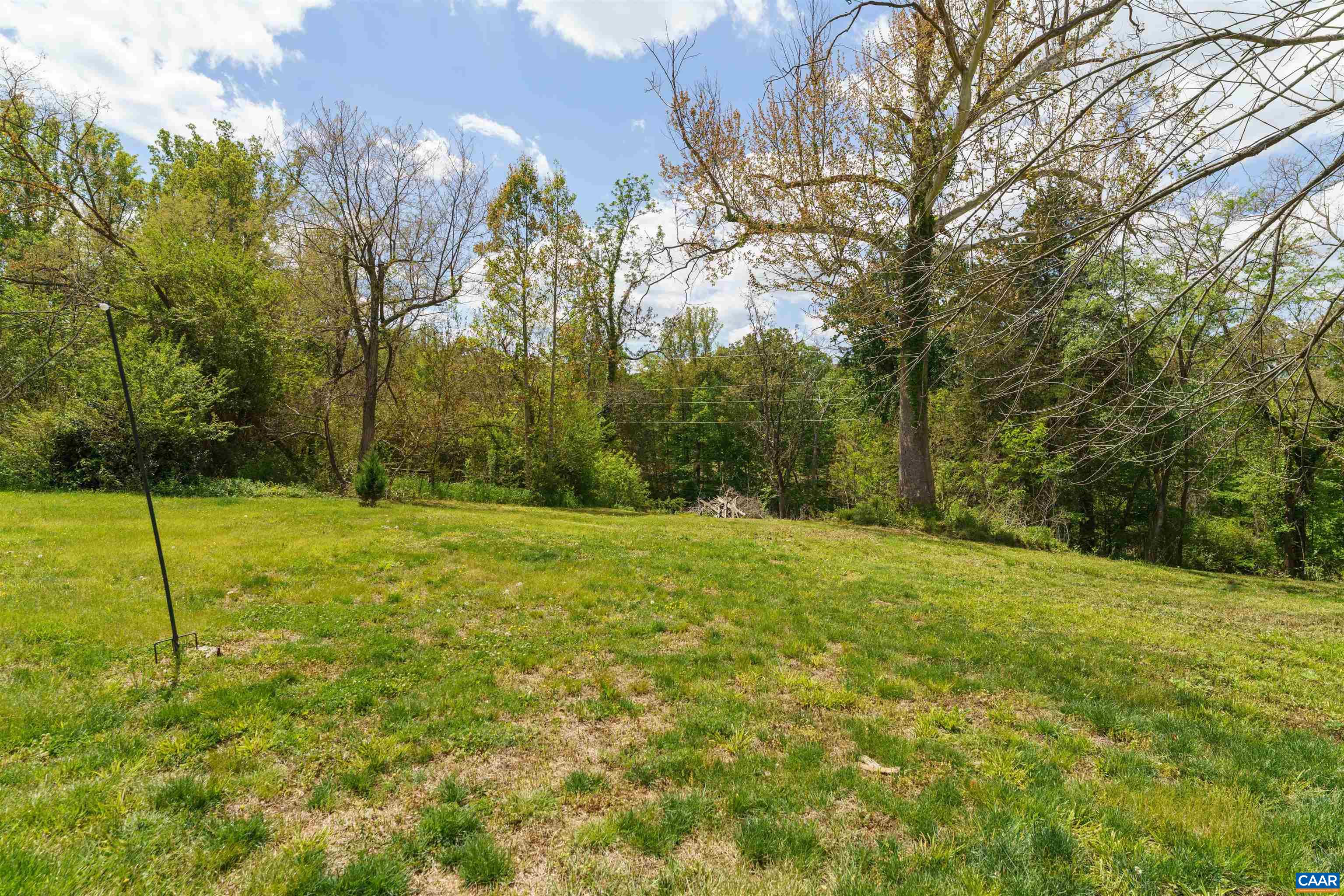 418 JAMES RIVER RD, SCOTTSVILLE, Virginia 24590, 4 Bedrooms Bedrooms, ,2 BathroomsBathrooms,Residential,418 JAMES RIVER RD,676747 MLS # 676747