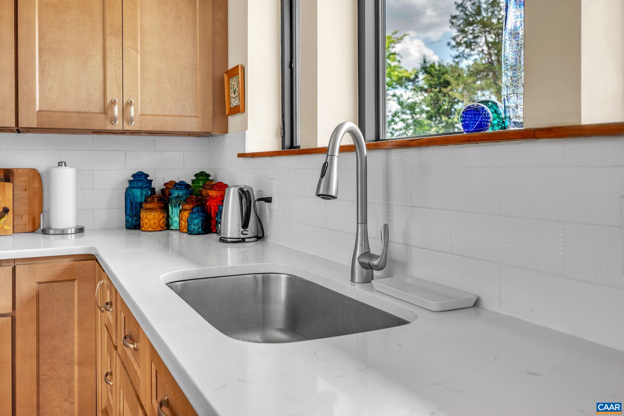 2032 TURKEY MOUNTAIN RD, AMHERST, Virginia 24521, 3 Bedrooms Bedrooms, ,2 BathroomsBathrooms,Residential,2032 TURKEY MOUNTAIN RD,676751 MLS # 676751