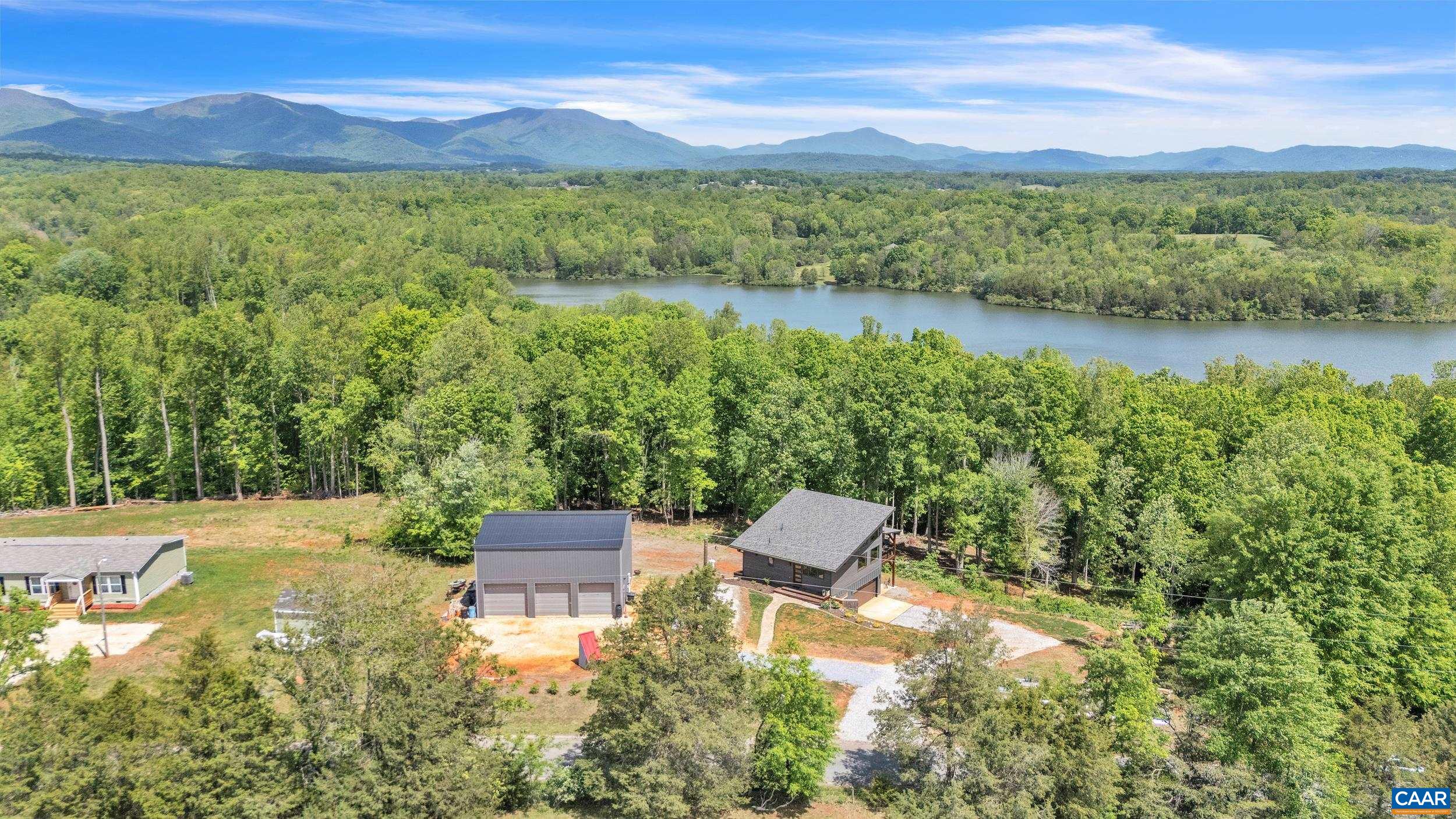 2032 TURKEY MOUNTAIN RD, AMHERST, Virginia 24521, 3 Bedrooms Bedrooms, ,2 BathroomsBathrooms,Residential,2032 TURKEY MOUNTAIN RD,676751 MLS # 676751