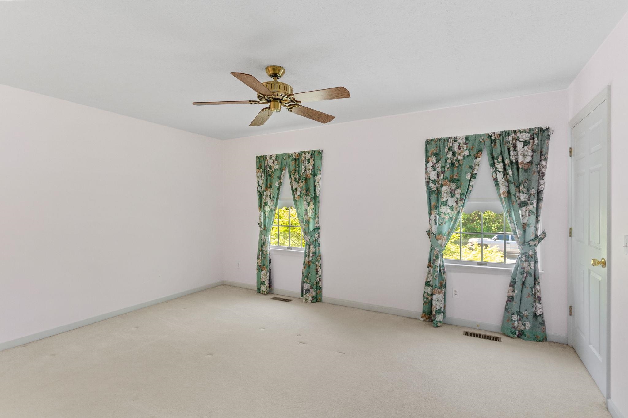 187 EMERALD DR, HARRISONBURG, Virginia 22801, 2 Bedrooms Bedrooms, ,2 BathroomsBathrooms,Residential,187 EMERALD DR,676752 MLS # 676752
