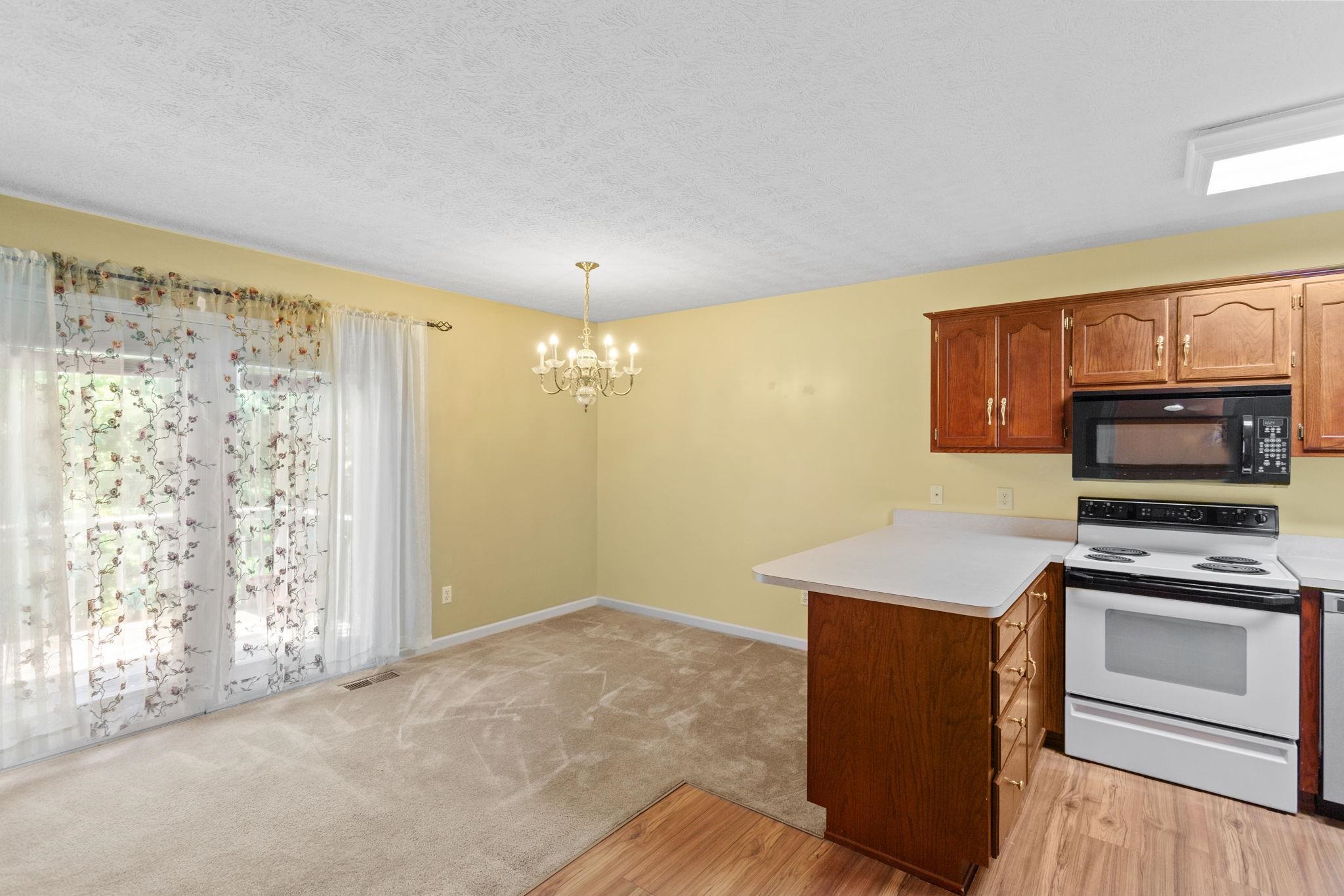 187 EMERALD DR, HARRISONBURG, Virginia 22801, 2 Bedrooms Bedrooms, ,2 BathroomsBathrooms,Residential,187 EMERALD DR,676752 MLS # 676752