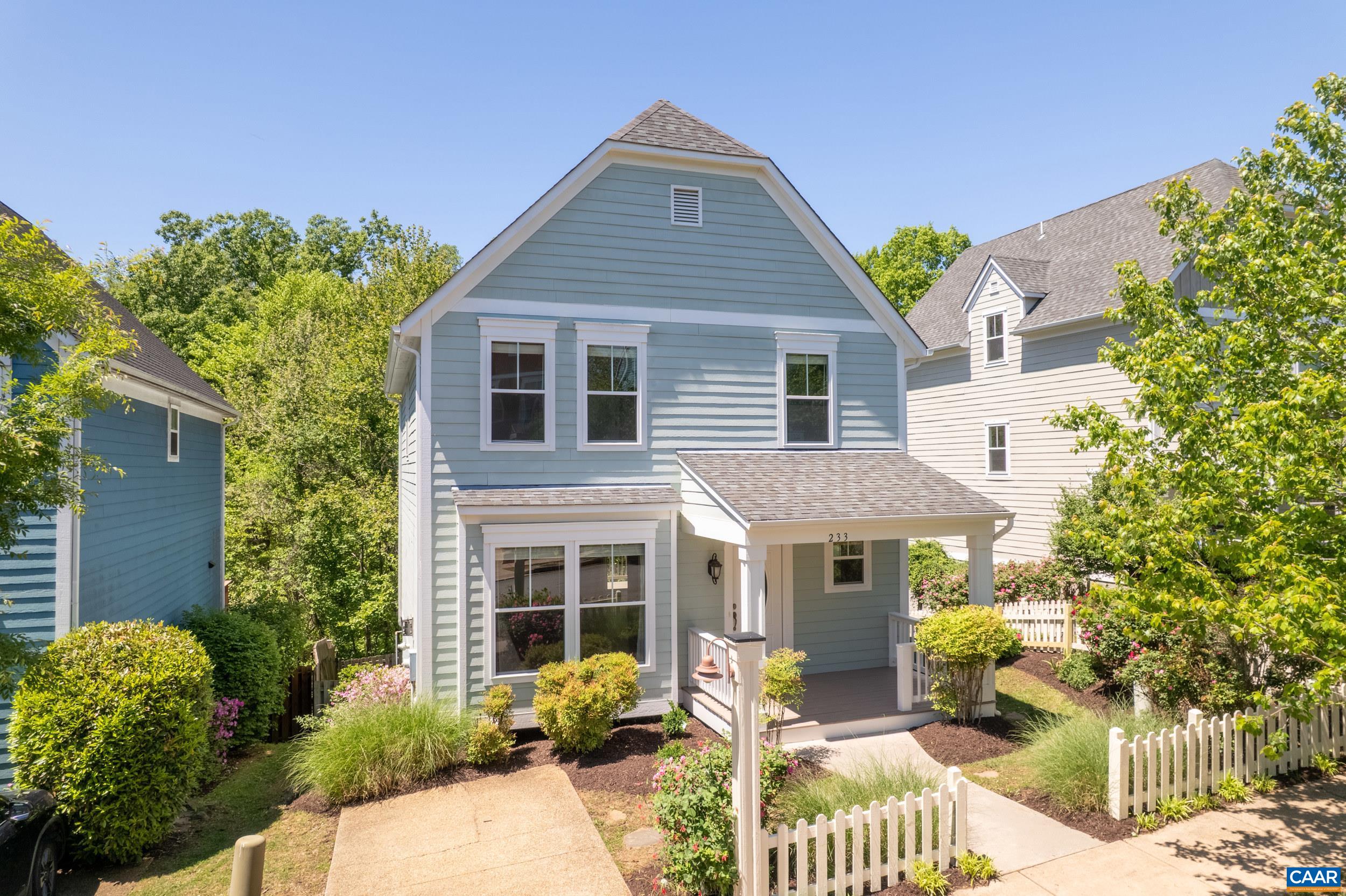 233 HUNTLEY AVE, CHARLOTTESVILLE, Virginia 22903, 3 Bedrooms Bedrooms, ,2 BathroomsBathrooms,Residential,233 HUNTLEY AVE,676757 MLS # 676757