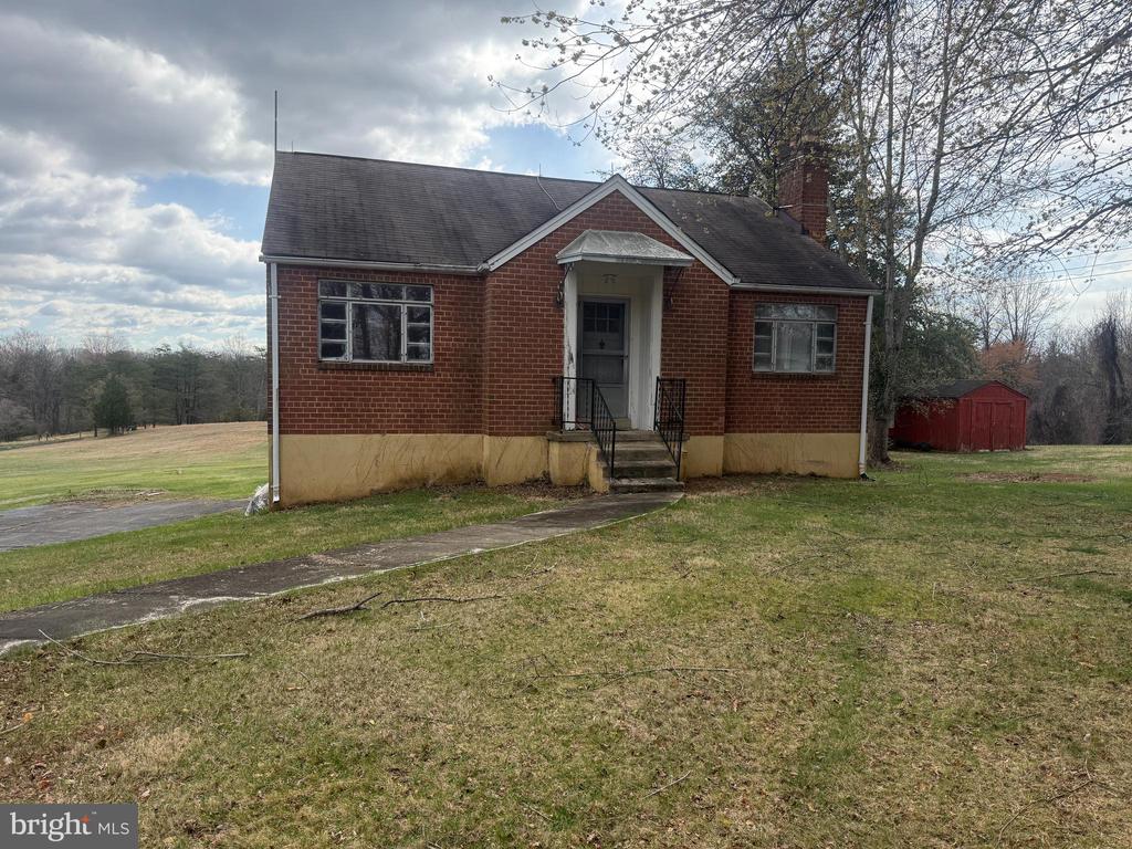 8083 FRYTOWN RD, WARRENTON, Virginia 20187, 2 Bedrooms Bedrooms, ,1 BathroomBathrooms,Residential,8083 FRYTOWN RD,VAFQ2021186 MLS # VAFQ2021186