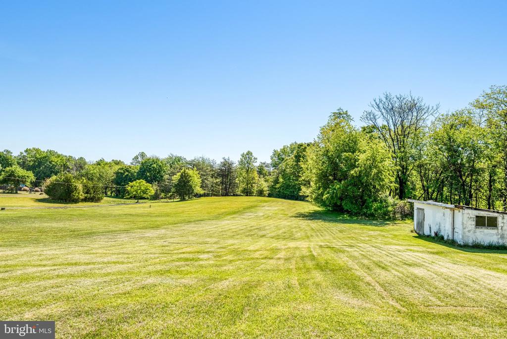 8083 FRYTOWN RD, WARRENTON, Virginia 20187, 2 Bedrooms Bedrooms, ,1 BathroomBathrooms,Residential,8083 FRYTOWN RD,VAFQ2021186 MLS # VAFQ2021186