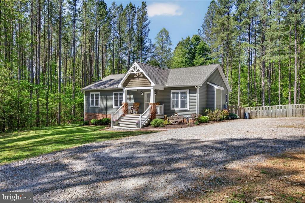 844 MANCHESTER RD, BUMPASS, Virginia 23024, 3 Bedrooms Bedrooms, ,2 BathroomsBathrooms,Residential,844 MANCHESTER RD,VALA2009764 MLS # VALA2009764