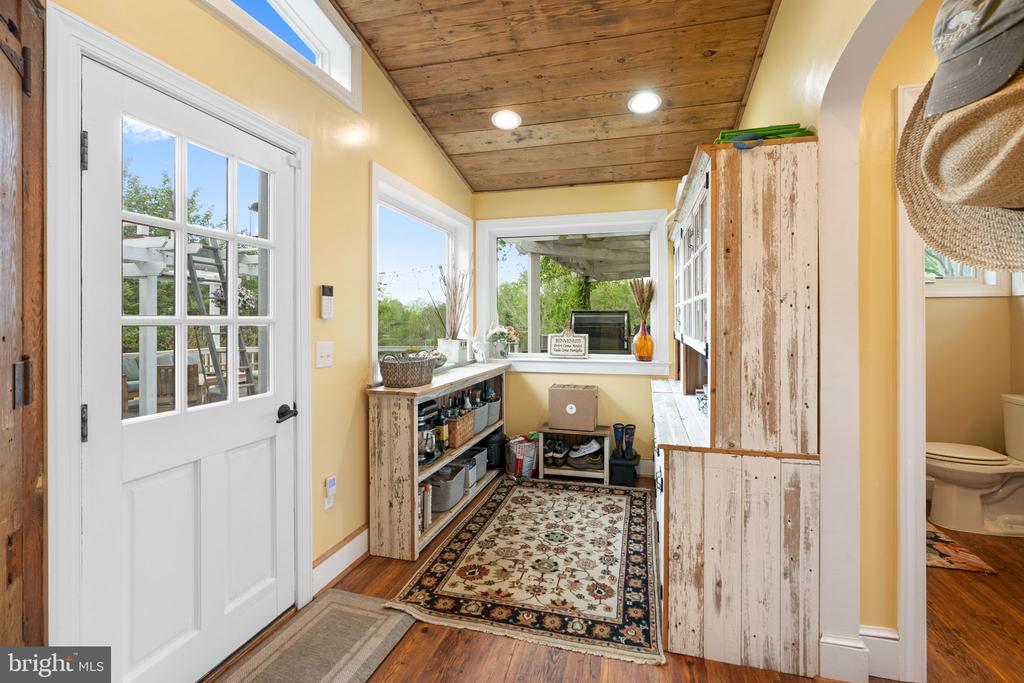 324 N BLUE RIDGE TPKE, MADISON, Virginia 22727, 5 Bedrooms Bedrooms, ,2 BathroomsBathrooms,Residential,324 N BLUE RIDGE TPKE,VAMA2002730 MLS # VAMA2002730