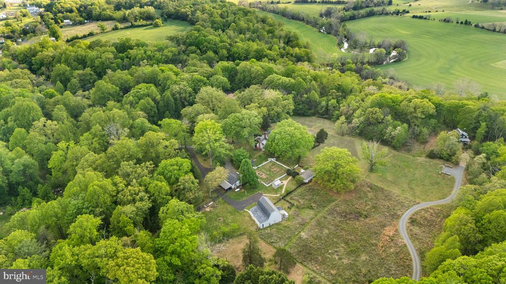 324 N BLUE RIDGE TPKE, MADISON, Virginia 22727, 5 Bedrooms Bedrooms, ,2 BathroomsBathrooms,Residential,324 N BLUE RIDGE TPKE,VAMA2002730 MLS # VAMA2002730