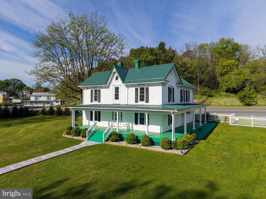 4159 U.S. HIGHWAY 340, STANLEY, Virginia 22851, 4 Bedrooms Bedrooms, ,2 BathroomsBathrooms,Residential,4159 U.S. HIGHWAY 340,VAPA2006328 MLS # VAPA2006328