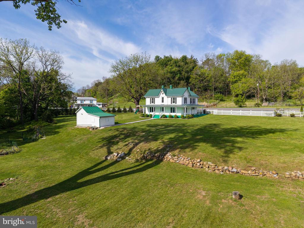 4159 U.S. HIGHWAY 340, STANLEY, Virginia 22851, 4 Bedrooms Bedrooms, ,2 BathroomsBathrooms,Residential,4159 U.S. HIGHWAY 340,VAPA2006328 MLS # VAPA2006328