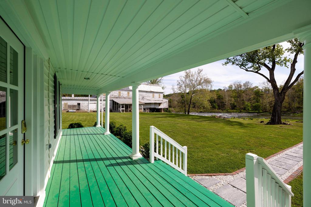4159 U.S. HIGHWAY 340, STANLEY, Virginia 22851, 4 Bedrooms Bedrooms, ,2 BathroomsBathrooms,Residential,4159 U.S. HIGHWAY 340,VAPA2006328 MLS # VAPA2006328