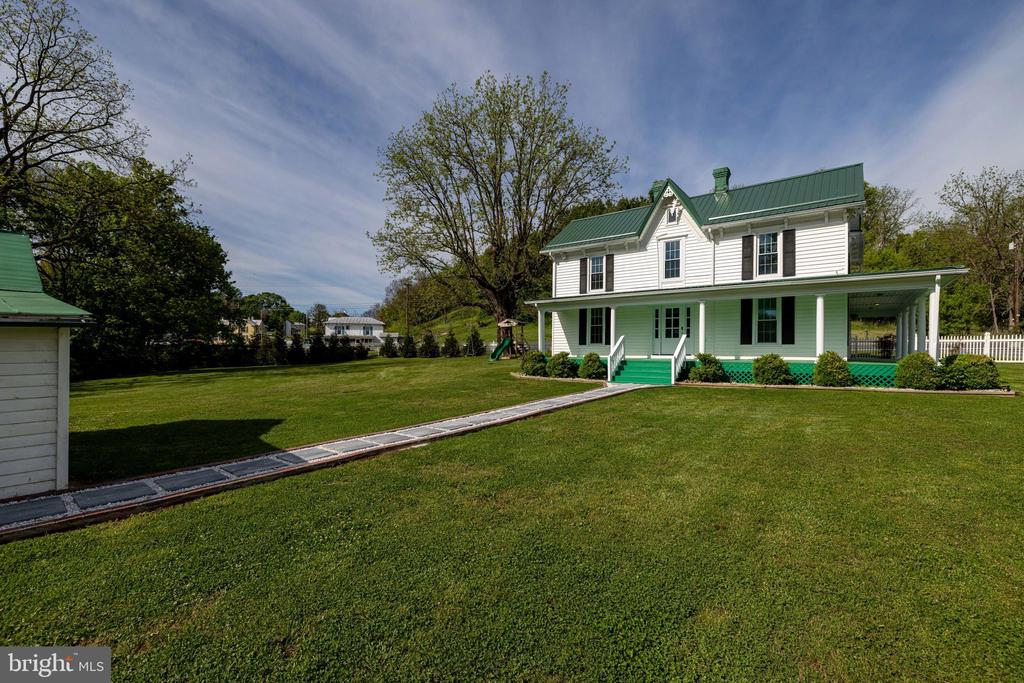 4159 U.S. HIGHWAY 340, STANLEY, Virginia 22851, 4 Bedrooms Bedrooms, ,2 BathroomsBathrooms,Residential,4159 U.S. HIGHWAY 340,VAPA2006328 MLS # VAPA2006328