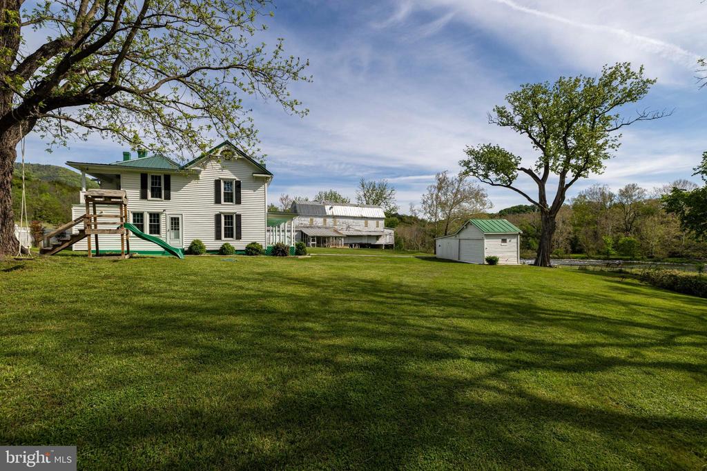 4159 U.S. HIGHWAY 340, STANLEY, Virginia 22851, 4 Bedrooms Bedrooms, ,2 BathroomsBathrooms,Residential,4159 U.S. HIGHWAY 340,VAPA2006328 MLS # VAPA2006328
