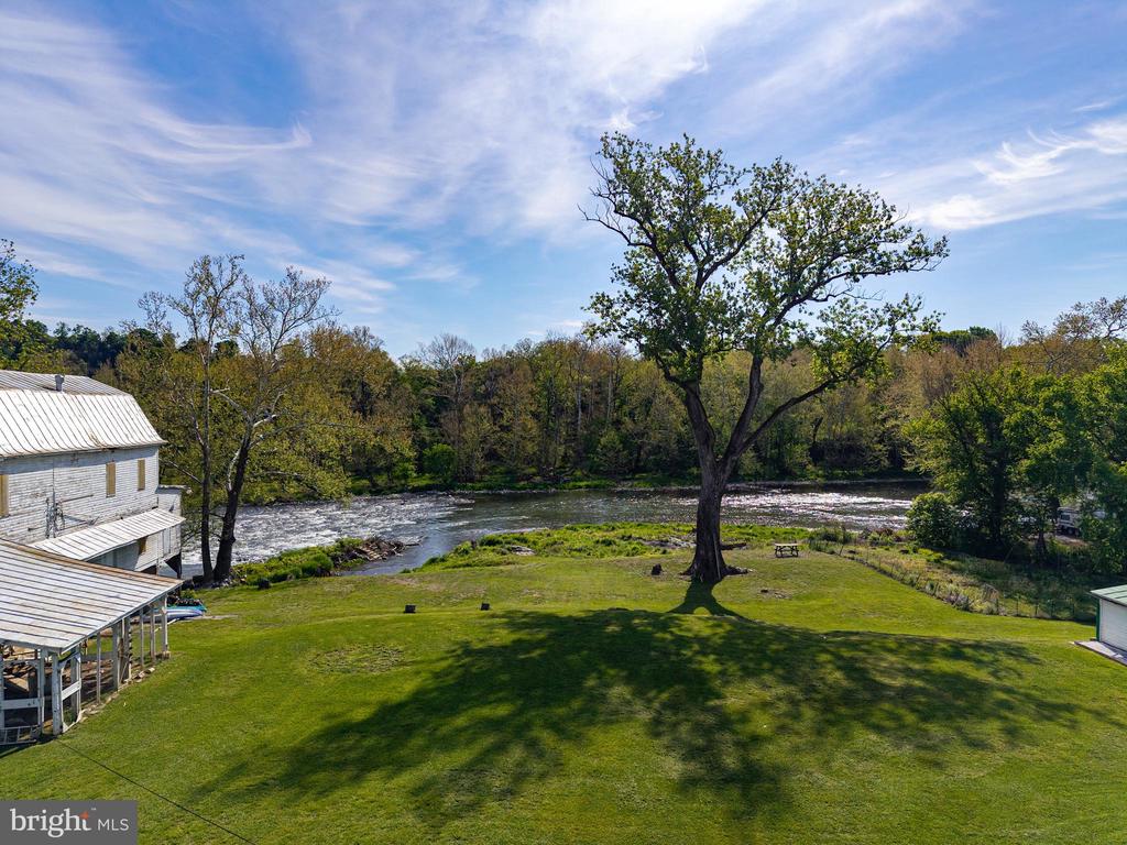 4159 U.S. HIGHWAY 340, STANLEY, Virginia 22851, 4 Bedrooms Bedrooms, ,2 BathroomsBathrooms,Residential,4159 U.S. HIGHWAY 340,VAPA2006328 MLS # VAPA2006328