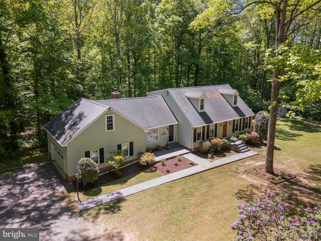 8030 SINGING WOOD LN, SPOTSYLVANIA, Virginia 22553, 4 Bedrooms Bedrooms, ,3 BathroomsBathrooms,Residential,8030 SINGING WOOD LN,VASP2041604 MLS # VASP2041604