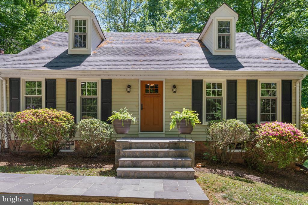 8030 SINGING WOOD LN, SPOTSYLVANIA, Virginia 22553, 4 Bedrooms Bedrooms, ,3 BathroomsBathrooms,Residential,8030 SINGING WOOD LN,VASP2041604 MLS # VASP2041604
