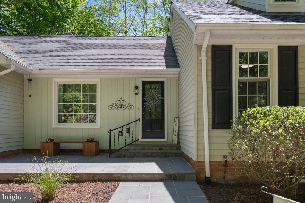 8030 SINGING WOOD LN, SPOTSYLVANIA, Virginia 22553, 4 Bedrooms Bedrooms, ,3 BathroomsBathrooms,Residential,8030 SINGING WOOD LN,VASP2041604 MLS # VASP2041604