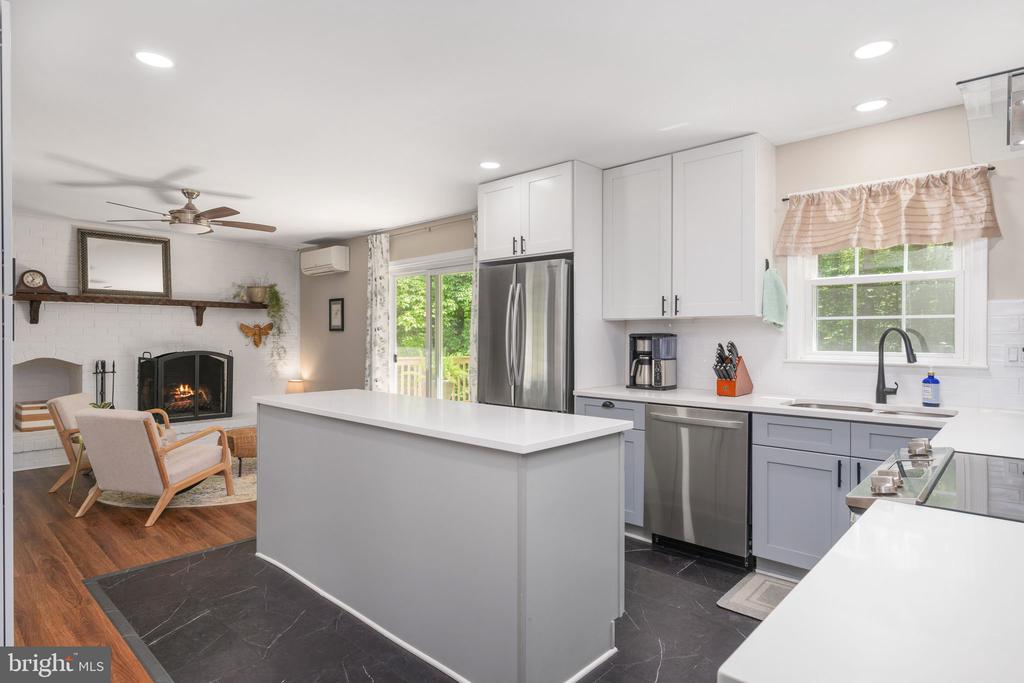 8030 SINGING WOOD LN, SPOTSYLVANIA, Virginia 22553, 4 Bedrooms Bedrooms, ,3 BathroomsBathrooms,Residential,8030 SINGING WOOD LN,VASP2041604 MLS # VASP2041604