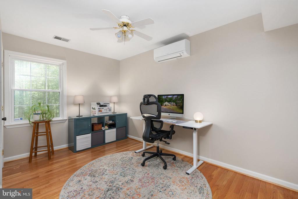 8030 SINGING WOOD LN, SPOTSYLVANIA, Virginia 22553, 4 Bedrooms Bedrooms, ,3 BathroomsBathrooms,Residential,8030 SINGING WOOD LN,VASP2041604 MLS # VASP2041604