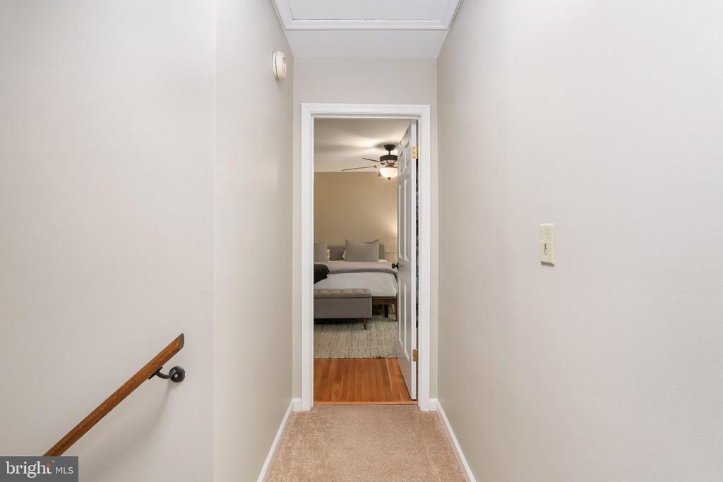 8030 SINGING WOOD LN, SPOTSYLVANIA, Virginia 22553, 4 Bedrooms Bedrooms, ,3 BathroomsBathrooms,Residential,8030 SINGING WOOD LN,VASP2041604 MLS # VASP2041604