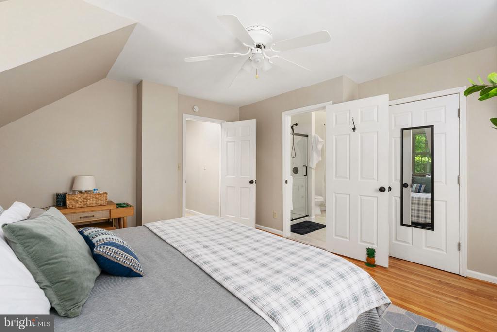 8030 SINGING WOOD LN, SPOTSYLVANIA, Virginia 22553, 4 Bedrooms Bedrooms, ,3 BathroomsBathrooms,Residential,8030 SINGING WOOD LN,VASP2041604 MLS # VASP2041604