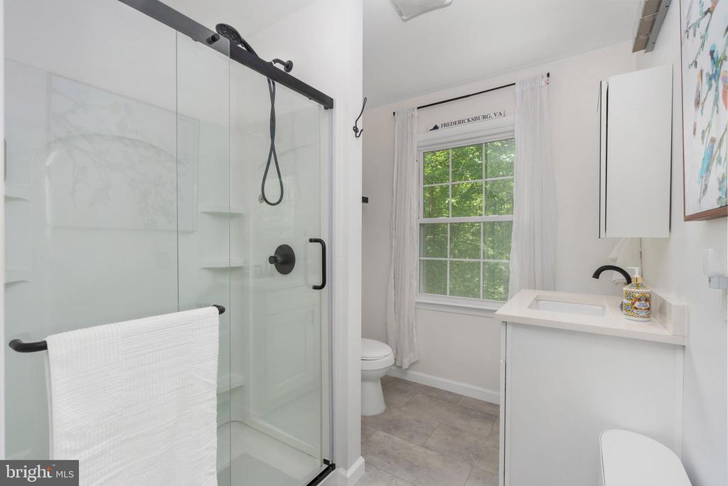 8030 SINGING WOOD LN, SPOTSYLVANIA, Virginia 22553, 4 Bedrooms Bedrooms, ,3 BathroomsBathrooms,Residential,8030 SINGING WOOD LN,VASP2041604 MLS # VASP2041604