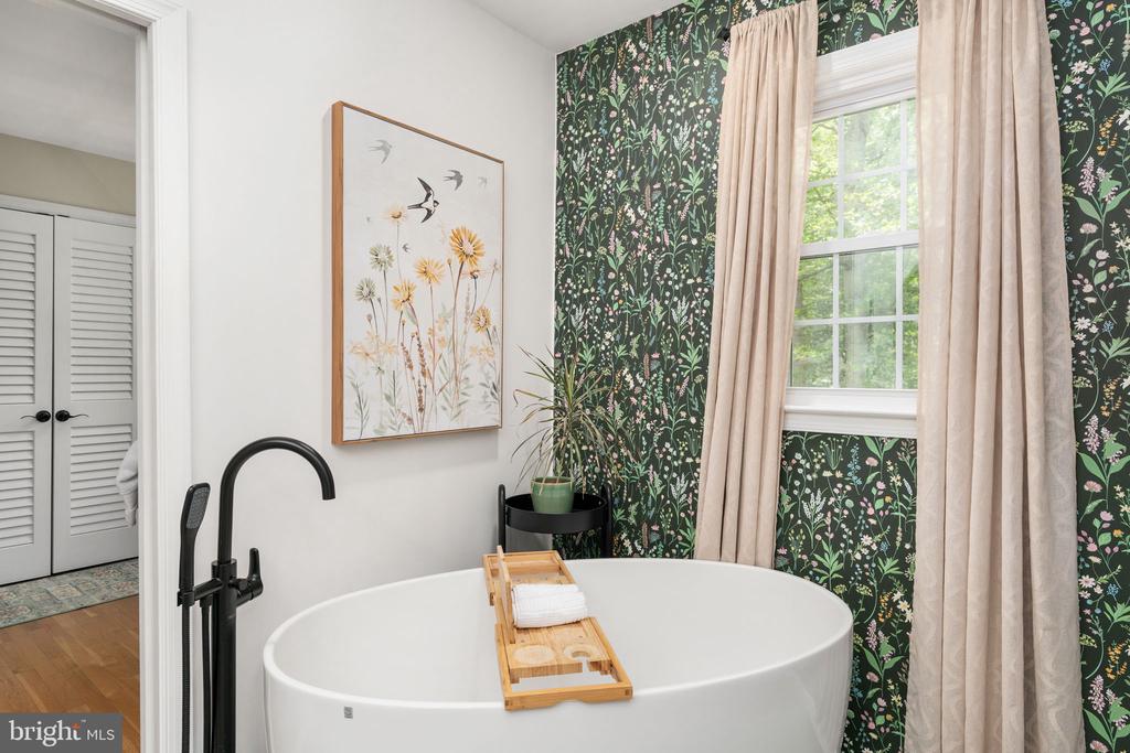 8030 SINGING WOOD LN, SPOTSYLVANIA, Virginia 22553, 4 Bedrooms Bedrooms, ,3 BathroomsBathrooms,Residential,8030 SINGING WOOD LN,VASP2041604 MLS # VASP2041604