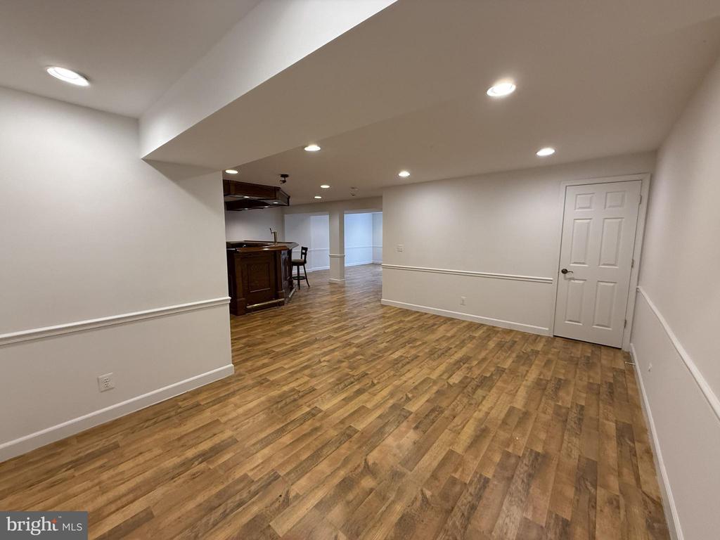 163 FALLEN LEAF CT, WARRENTON, Virginia 20186, 5 Bedrooms Bedrooms, ,3 BathroomsBathrooms,Residential,163 FALLEN LEAF CT,VAFQ2021904 MLS # VAFQ2021904