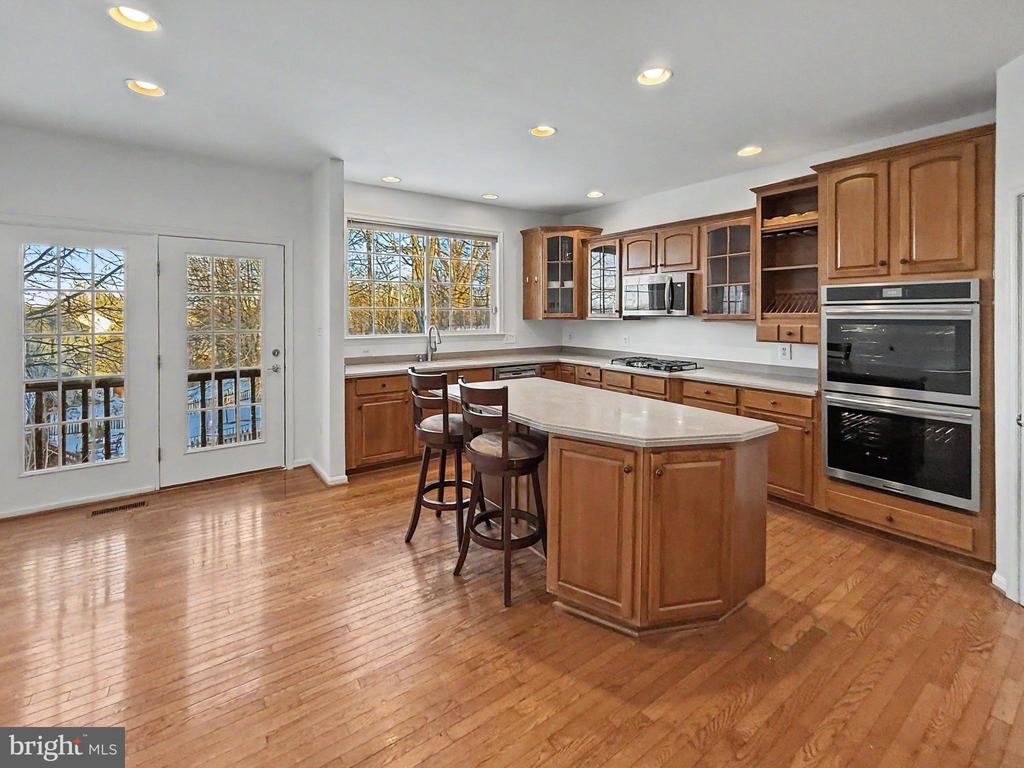 163 FALLEN LEAF CT, WARRENTON, Virginia 20186, 5 Bedrooms Bedrooms, ,3 BathroomsBathrooms,Residential,163 FALLEN LEAF CT,VAFQ2021904 MLS # VAFQ2021904