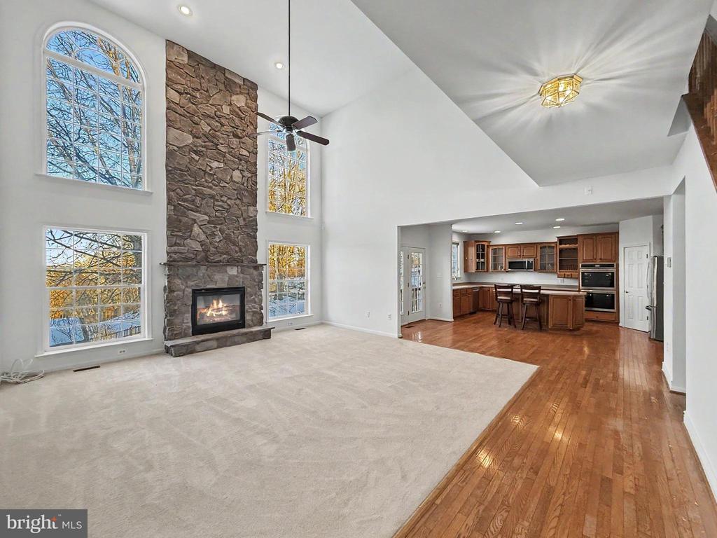 163 FALLEN LEAF CT, WARRENTON, Virginia 20186, 5 Bedrooms Bedrooms, ,3 BathroomsBathrooms,Residential,163 FALLEN LEAF CT,VAFQ2021904 MLS # VAFQ2021904