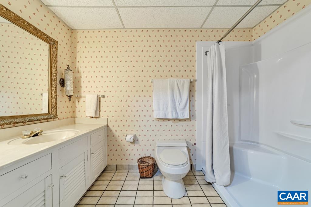 304 CLUB RD, LOUISA, Virginia 23093, 3 Bedrooms Bedrooms, ,3 BathroomsBathrooms,Residential,304 CLUB RD,676704 MLS # 676704