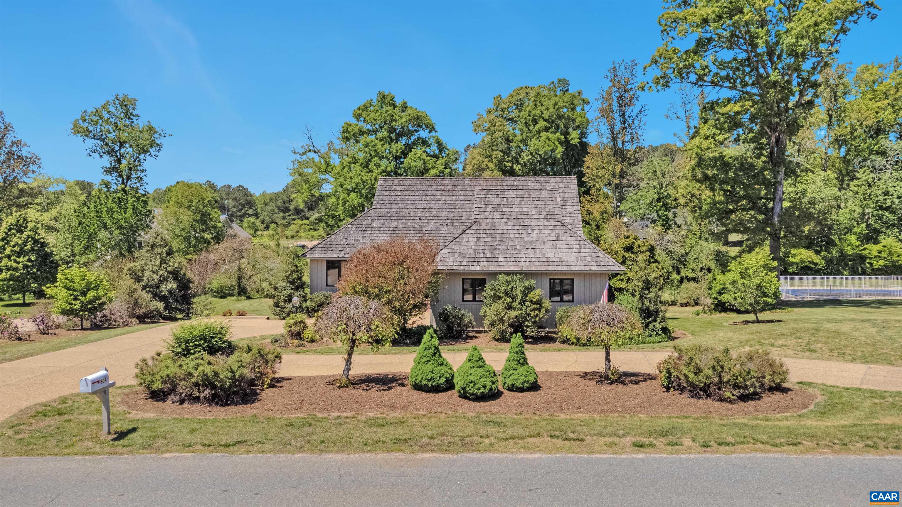 304 CLUB RD, LOUISA, Virginia 23093, 3 Bedrooms Bedrooms, ,3 BathroomsBathrooms,Residential,304 CLUB RD,676704 MLS # 676704