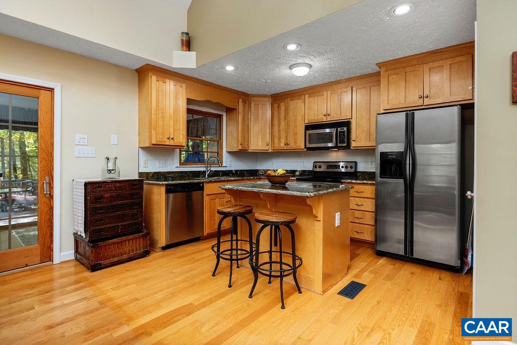 12 POWDERHORN LN, WINTERGREEN RESORT, Virginia 22967, 4 Bedrooms Bedrooms, ,3 BathroomsBathrooms,Residential,12 POWDERHORN LN,676768 MLS # 676768