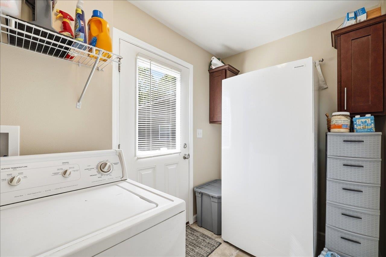 324 LOFTON RD, RAPHINE, Virginia 24472, 3 Bedrooms Bedrooms, ,3 BathroomsBathrooms,Residential,324 LOFTON RD,676769 MLS # 676769
