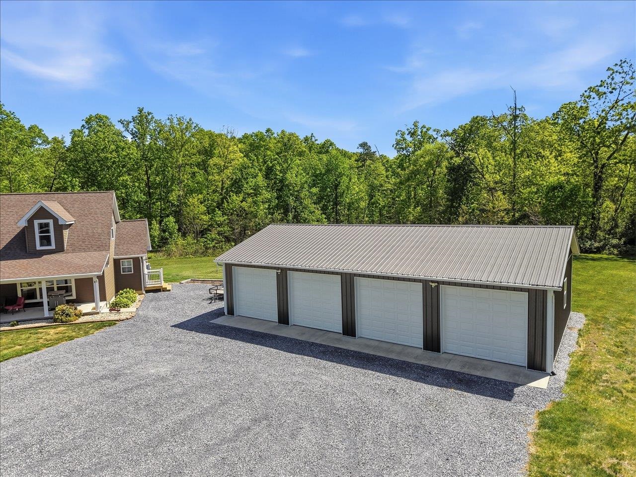 324 LOFTON RD, RAPHINE, Virginia 24472, 3 Bedrooms Bedrooms, ,3 BathroomsBathrooms,Residential,324 LOFTON RD,676769 MLS # 676769