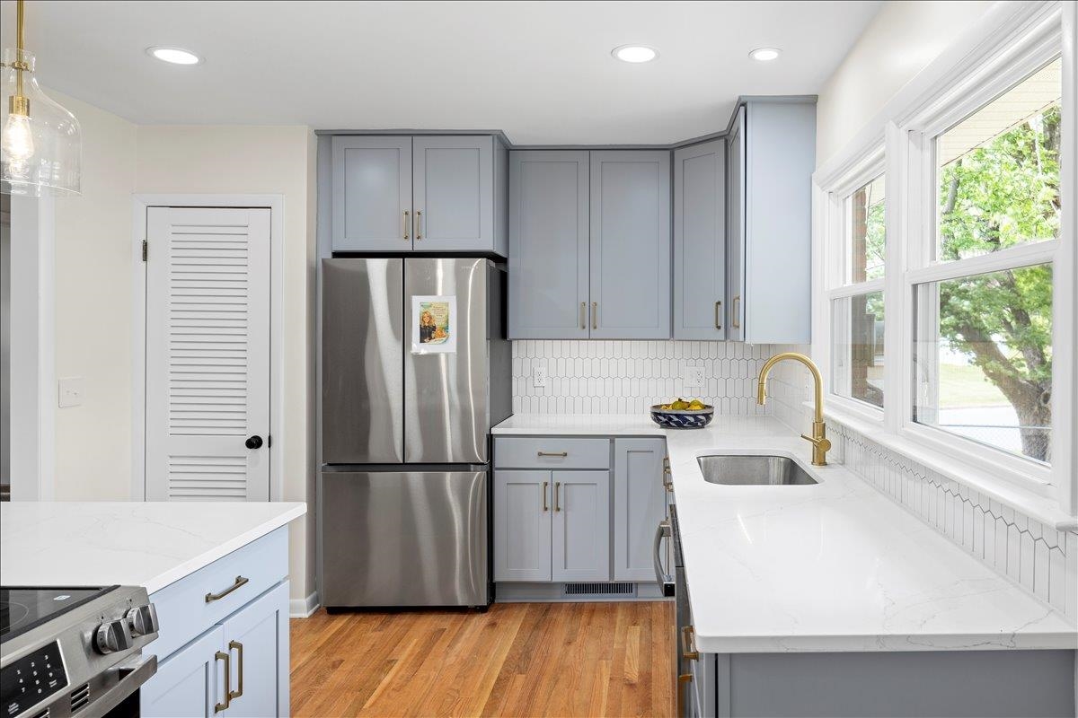 84 HUDSON AVE, STAUNTON, Virginia 24401, 3 Bedrooms Bedrooms, ,2 BathroomsBathrooms,Residential,BLK 22 LOT 1 SEC C,84 HUDSON AVE,676770 MLS # 676770